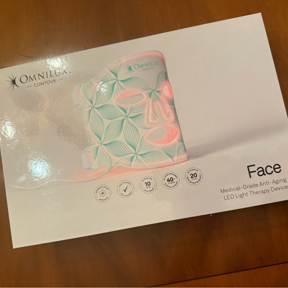 Omnilux Contour Face LED Light Therapy Device